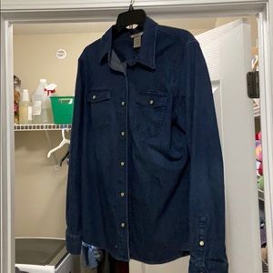 Women’s denim shirt